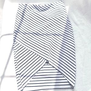 ZARA black & white strips skirt
